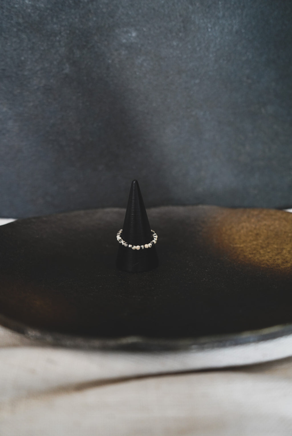Ring aus echten Edelsteinen - Dalmatiner Jaspis